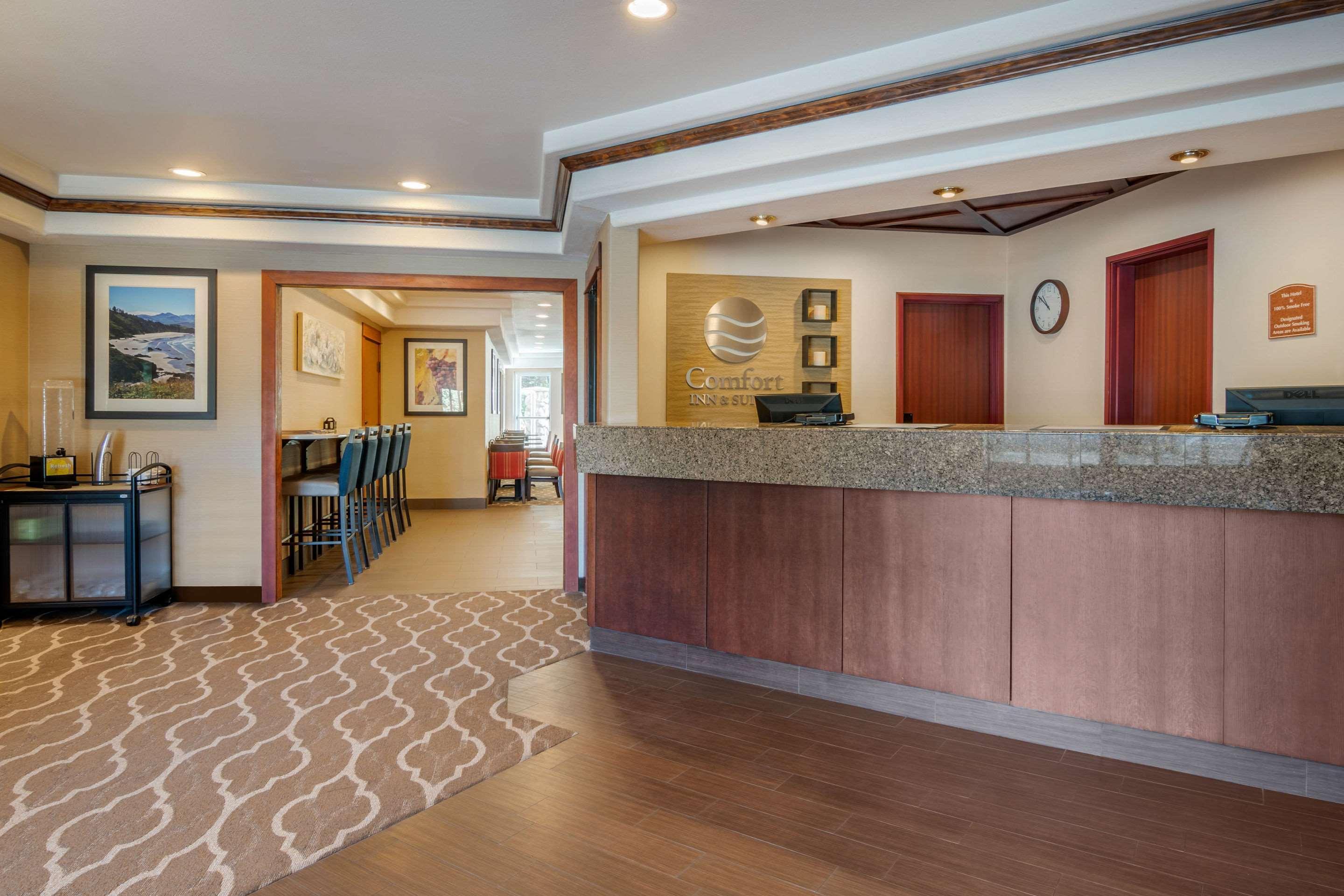 Comfort Inn & Suites Lincoln City Exteriör bild