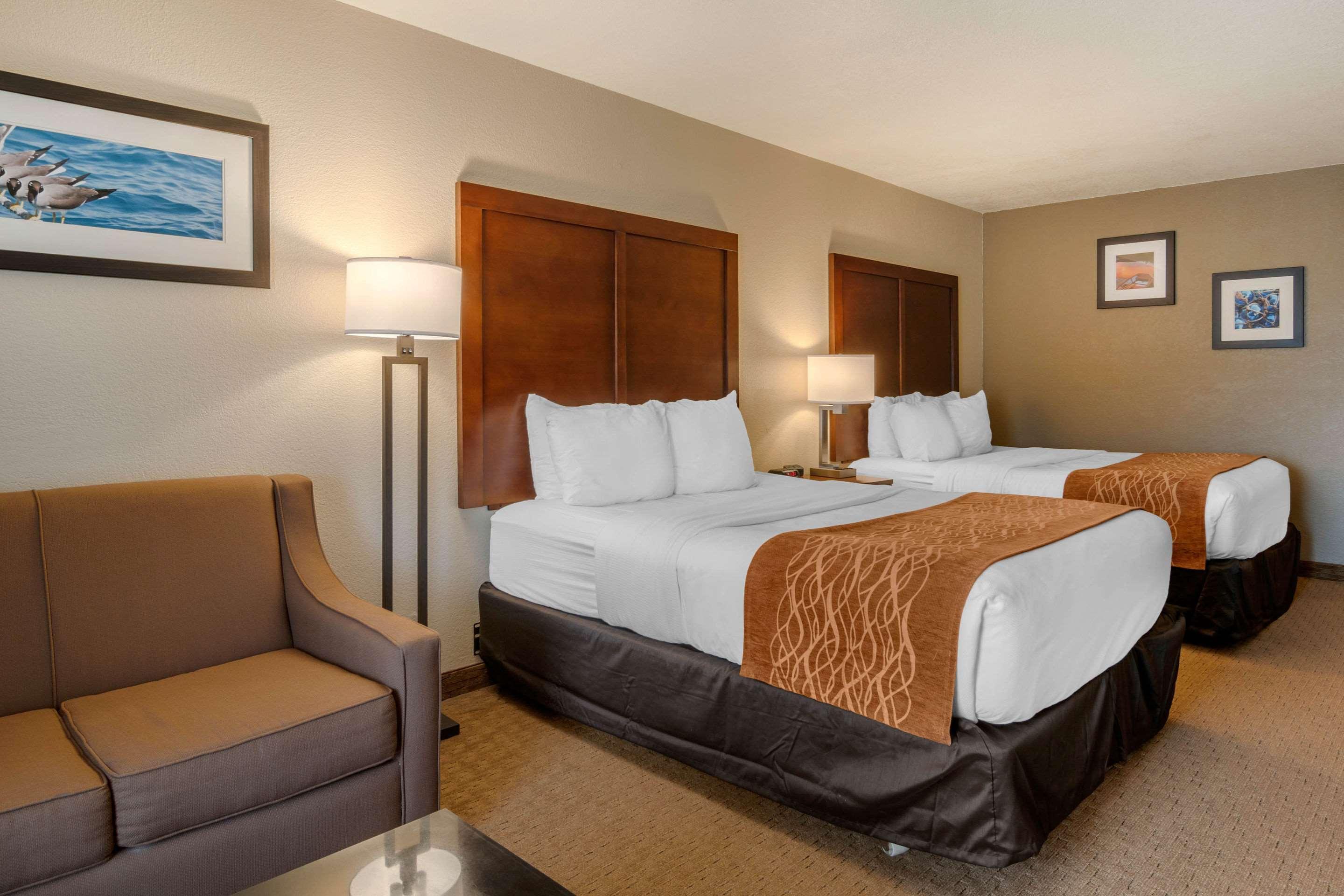 Comfort Inn & Suites Lincoln City Exteriör bild