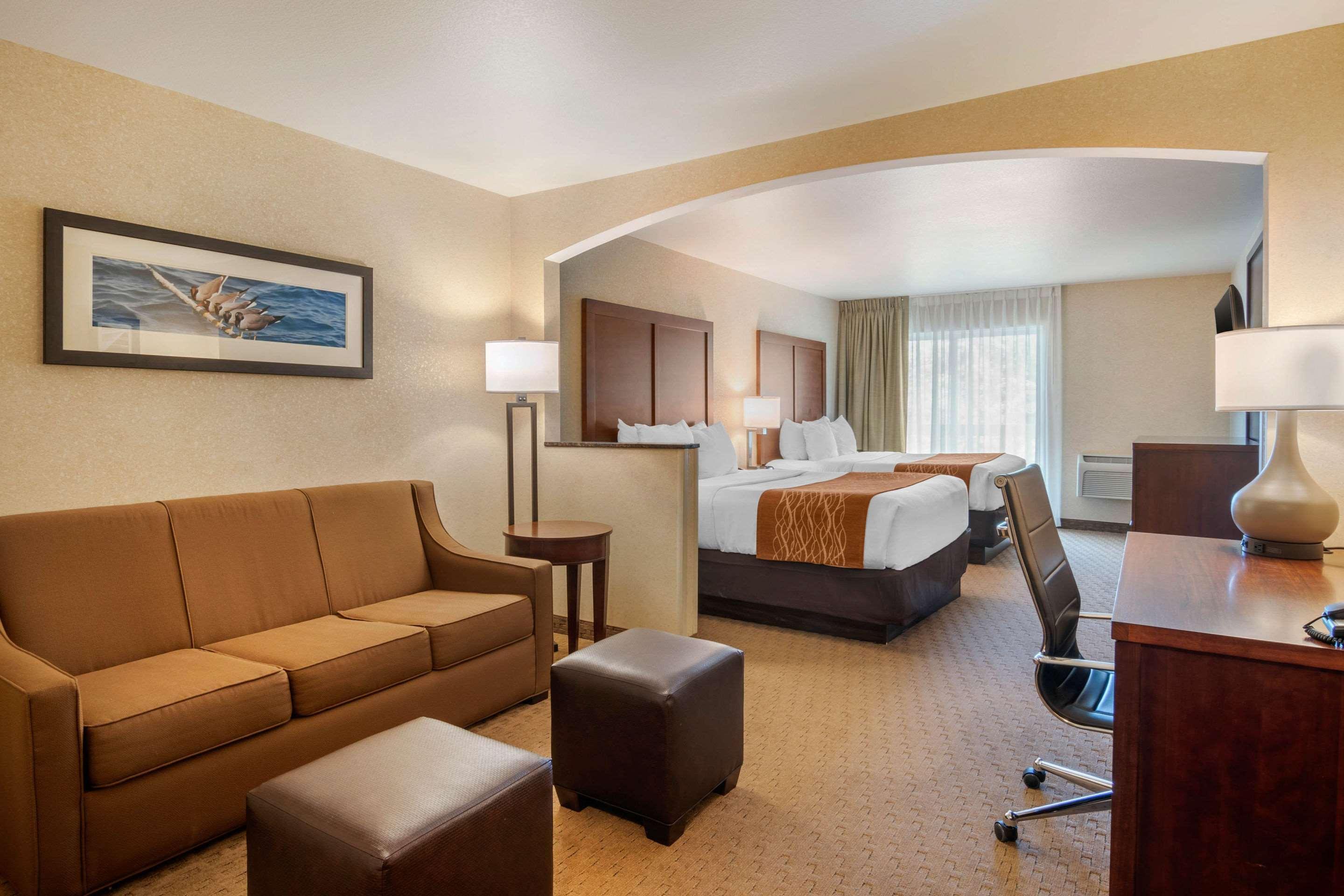 Comfort Inn & Suites Lincoln City Exteriör bild