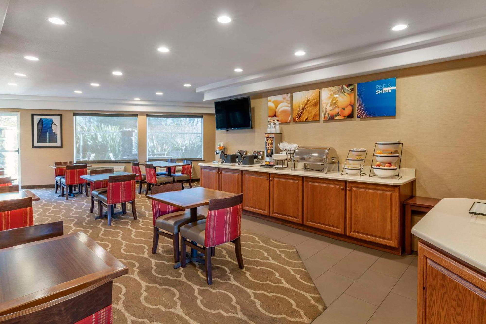 Comfort Inn & Suites Lincoln City Exteriör bild