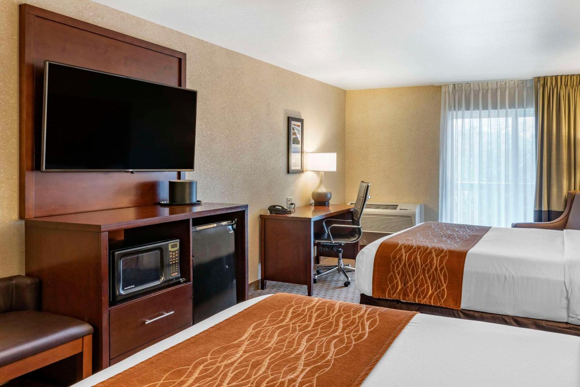 Comfort Inn & Suites Lincoln City Exteriör bild