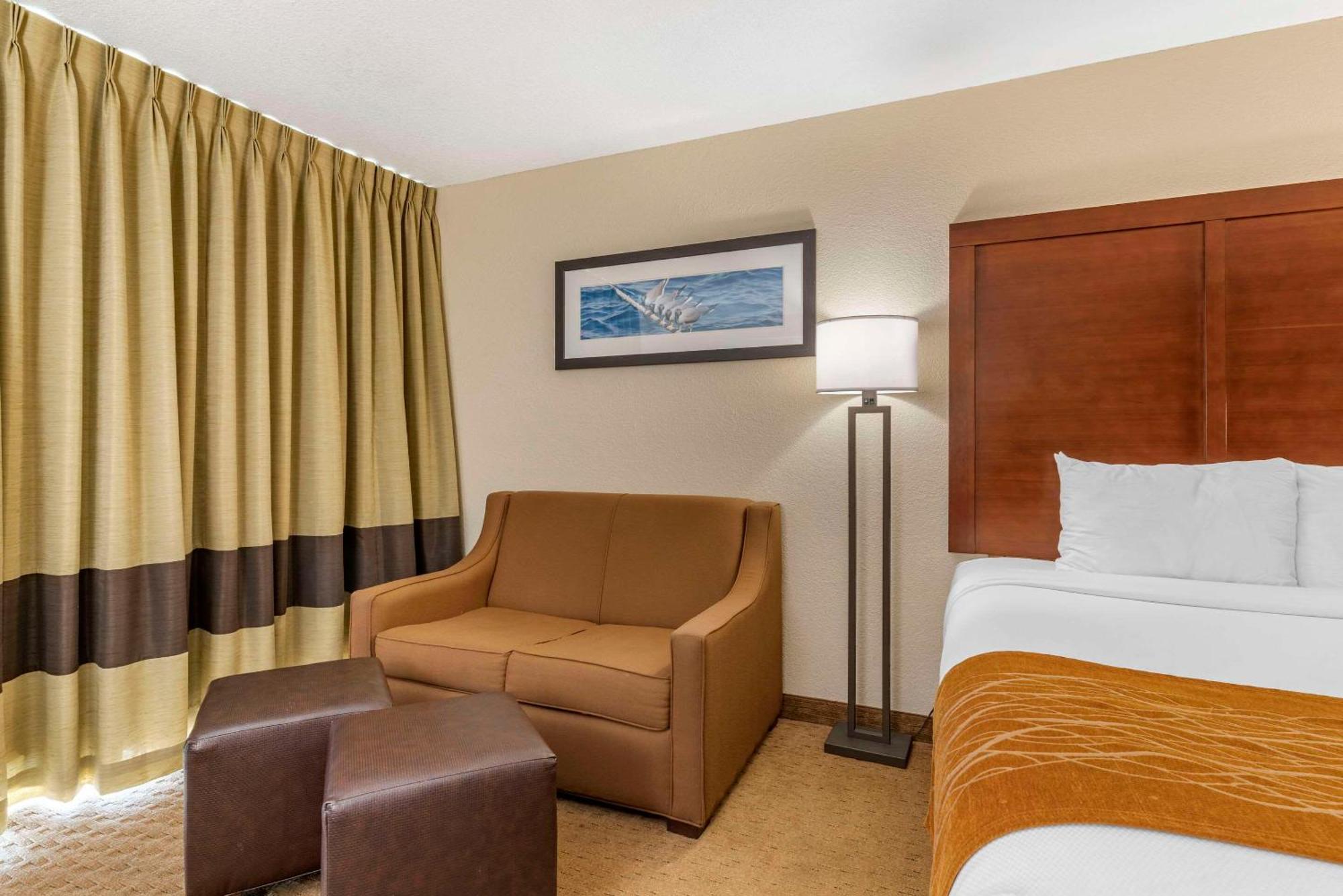 Comfort Inn & Suites Lincoln City Exteriör bild