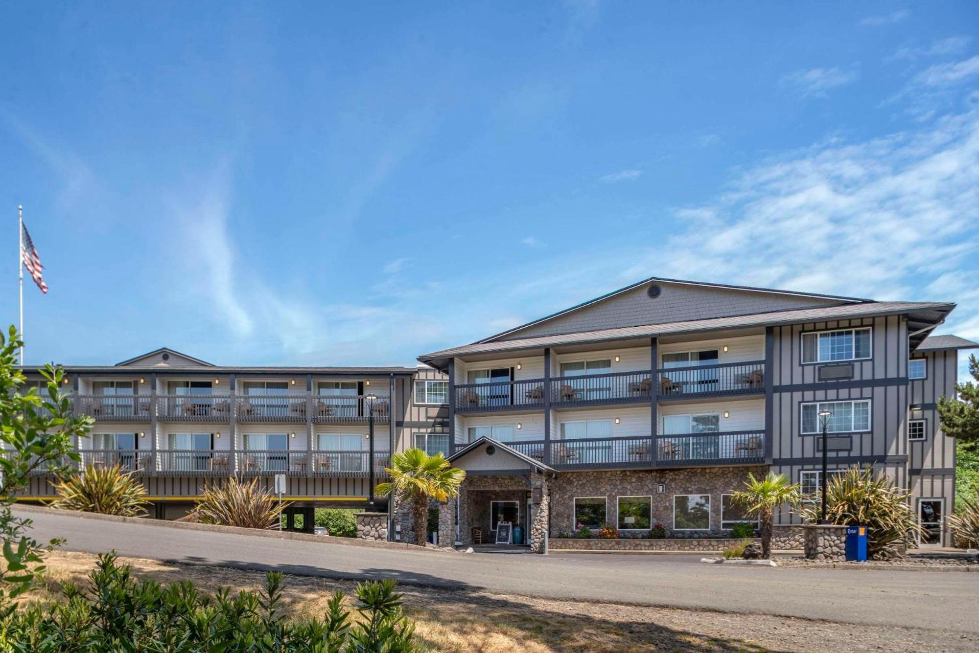 Comfort Inn & Suites Lincoln City Exteriör bild