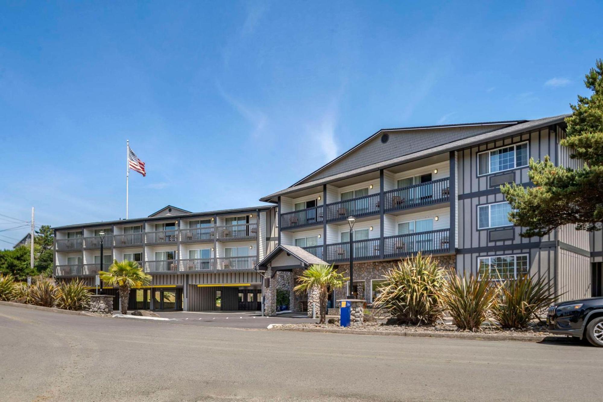 Comfort Inn & Suites Lincoln City Exteriör bild